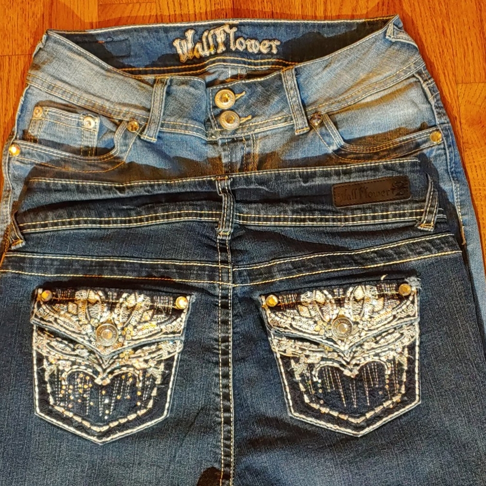 Wallflower Capri Jeans Bundle